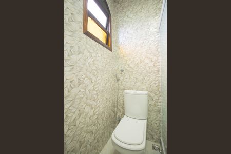 Casa para alugar com 260m², 2 quartos e 2 vagas Casa para alugar com 260m², 2 quartos e 2 vagasBanheiro da Suíte 1