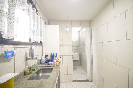 Casa para alugar com 60m², 2 quartos e 1 vaga Casa para alugar com 60m², 2 quartos e 1 vagaCozinha