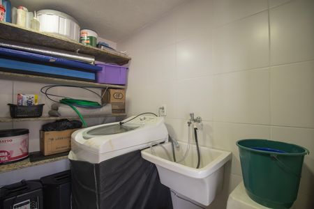 Casa para alugar com 60m², 2 quartos e 1 vaga Casa para alugar com 60m², 2 quartos e 1 vagaÁrea de Serviço