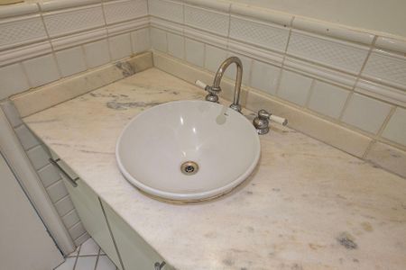 Apartamento à venda com 164m², 3 quartos e 2 vagasBanheiro da Suíte