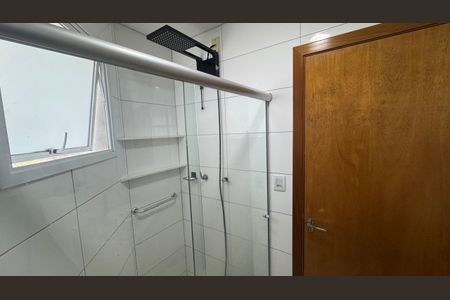 Apartamento para alugar com 81m², 2 quartos e 1 vaga Apartamento para alugar com 81m², 2 quartos e 1 vagaBanheiro