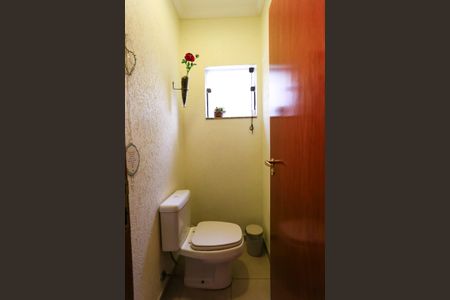 Casa à venda com 210m², 3 quartos e 5 vagasLavabo da Sala