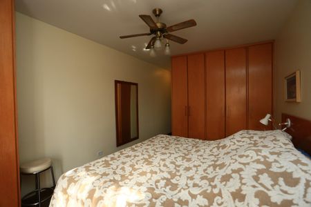 Casa à venda com 210m², 3 quartos e 5 vagasSuíte 3