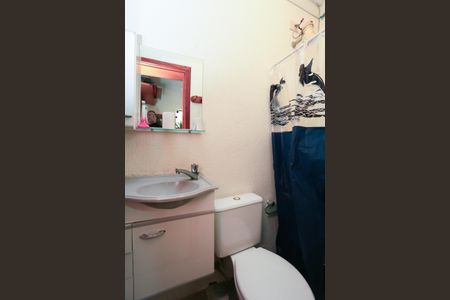 Casa à venda com 210m², 3 quartos e 5 vagasBanheiro de Serviço