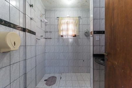 Casa para alugar com 180m², 3 quartos e 2 vagas Casa para alugar com 180m², 3 quartos e 2 vagasBanheiro 1