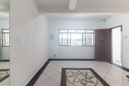 Casa para alugar com 180m², 3 quartos e 2 vagas Casa para alugar com 180m², 3 quartos e 2 vagasSala