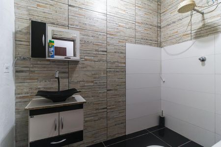 Casa para alugar com 180m², 3 quartos e 2 vagas Casa para alugar com 180m², 3 quartos e 2 vagasBanheiro 2