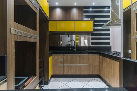 Casa para alugar com 180m², 3 quartos e 2 vagas Casa para alugar com 180m², 3 quartos e 2 vagasCozinha