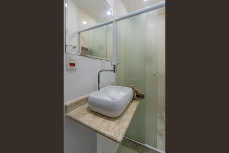 Apartamento à venda com 350m², 5 quartos e 3 vagasBanheiro da Kitnet 2