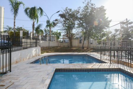 Apartamento para alugar com 52m², 2 quartos e 1 vaga Apartamento para alugar com 52m², 2 quartos e 1 vagaÁrea comum - Piscina