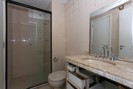 Apartamento à venda com 68m², 2 quartos e 1 vaga Apartamento à venda com 68m², 2 quartos e 1 vagaBanheiro