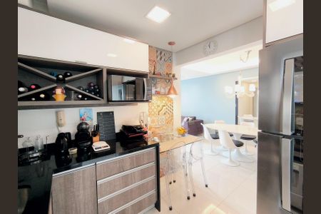 Apartamento à venda com 86m², 3 quartos e 2 vagasCozinha