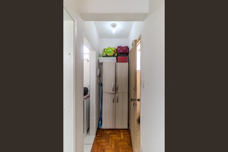 Corredor  de kitnet/studio à venda com 1 quarto, 32m² em Vila Buarque, São Paulo