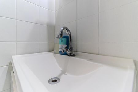 Studio à venda com 32m², 1 quarto e sem vaga Studio à venda com 32m², 1 quarto e sem vagaBanheiro Social