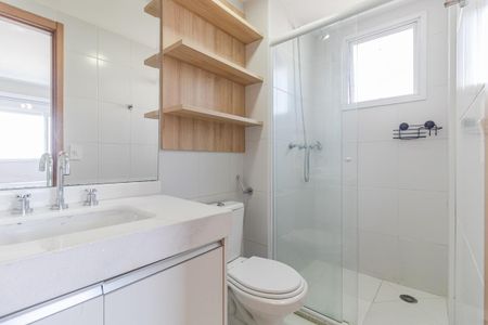 Apartamento à venda com 62m², 2 quartos e 2 vagasBanheiro da Suíte