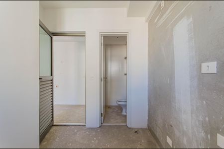 Apartamento à venda com 181m², 3 quartos e 2 vagasÁrea de Serviço