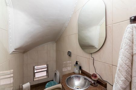 Casa à venda com 200m², 2 quartos e 2 vagas Casa à venda com 200m², 2 quartos e 2 vagasLavabo