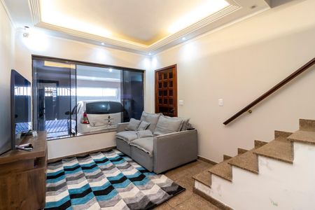 Casa à venda com 200m², 2 quartos e 2 vagas Casa à venda com 200m², 2 quartos e 2 vagasSala