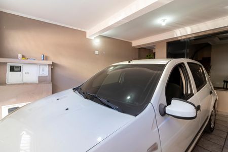 Casa à venda com 200m², 2 quartos e 2 vagas Casa à venda com 200m², 2 quartos e 2 vagasGaragem