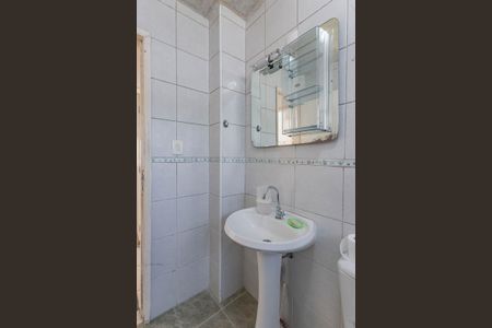 Apartamento para alugar com 65m², 2 quartos e sem vagaBanheiro