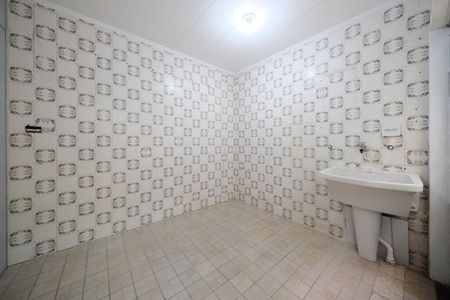 Casa à venda com 250m², 2 quartos e 2 vagasÁrea de Serviço