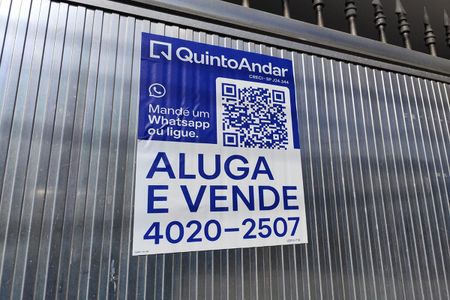 Casa à venda com 250m², 2 quartos e 2 vagasPlaca