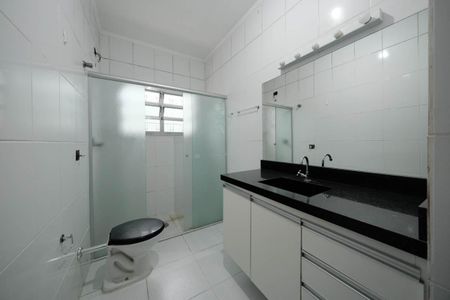 Casa à venda com 250m², 2 quartos e 2 vagasBanheiro 1