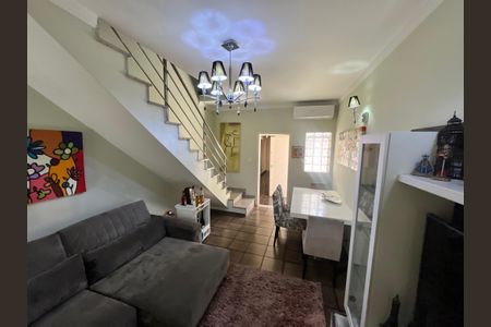 Casa à venda com 147m², 3 quartos e 3 vagasSala