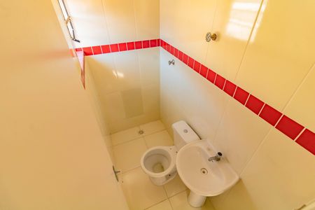 Casa de condomínio à venda com 110m², 3 quartos e 4 vagas Casa de condomínio à venda com 110m², 3 quartos e 4 vagasBanheiro do Quarto 3