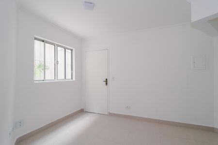 Sala de apartamento para alugar com 2 quartos, 46m² em Jardim Santa Rosa, Taboão da Serra