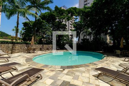 Apartamento para alugar com 143m², 4 quartos e 3 vagasÁrea comum - Piscina