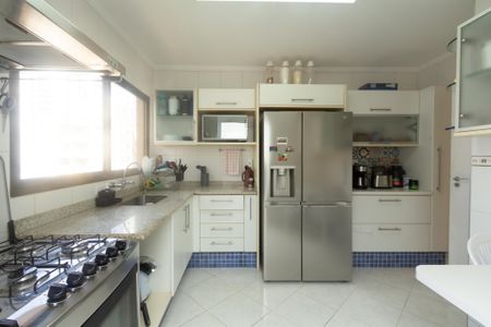 Apartamento para alugar com 143m², 4 quartos e 3 vagasCozinha
