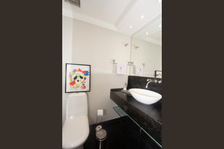 Apartamento para alugar com 143m², 4 quartos e 3 vagaslavabo