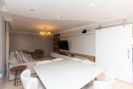 Apartamento para alugar com 143m², 4 quartos e 3 vagasSala