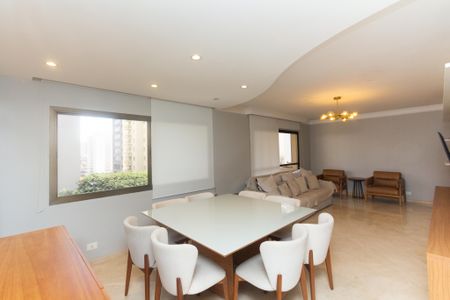 Apartamento para alugar com 143m², 4 quartos e 3 vagasSala