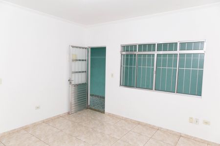Casa para alugar com 100m², 2 quartos e 1 vaga Casa para alugar com 100m², 2 quartos e 1 vagaSala