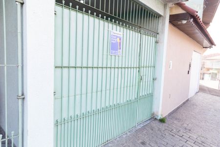 Casa para alugar com 100m², 2 quartos e 1 vaga Casa para alugar com 100m², 2 quartos e 1 vagaFachada