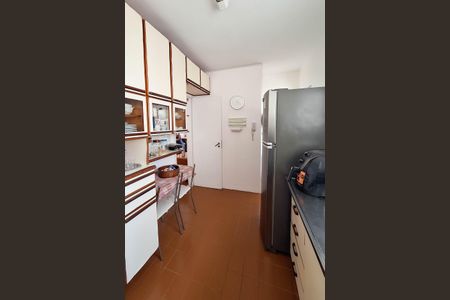 Apartamento à venda com 143m², 3 quartos e 1 vaga Apartamento à venda com 143m², 3 quartos e 1 vagaCozinha