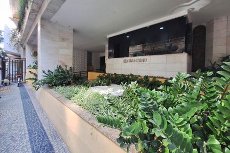 Apartamento à venda com 143m², 3 quartos e 1 vaga Apartamento à venda com 143m², 3 quartos e 1 vagaFachada