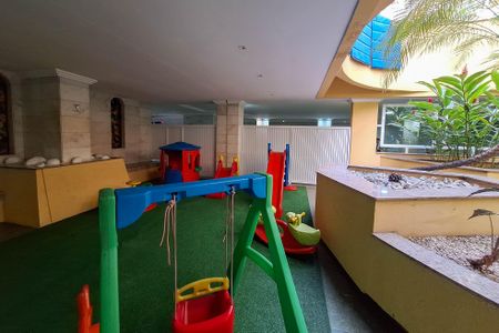 Apartamento à venda com 143m², 3 quartos e 1 vaga Apartamento à venda com 143m², 3 quartos e 1 vagaÁrea comum