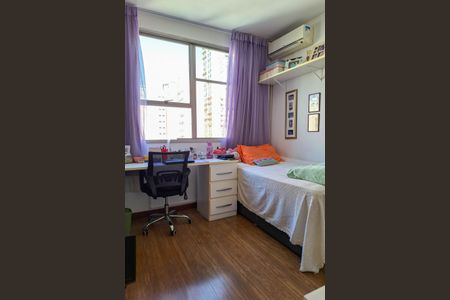 Apartamento à venda com 143m², 3 quartos e 1 vaga Apartamento à venda com 143m², 3 quartos e 1 vagaQuarto 2