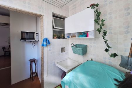 Apartamento à venda com 143m², 3 quartos e 1 vaga Apartamento à venda com 143m², 3 quartos e 1 vagaÁrea de Serviço