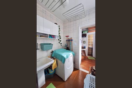 Apartamento à venda com 143m², 3 quartos e 1 vaga Apartamento à venda com 143m², 3 quartos e 1 vagaÁrea de Serviço