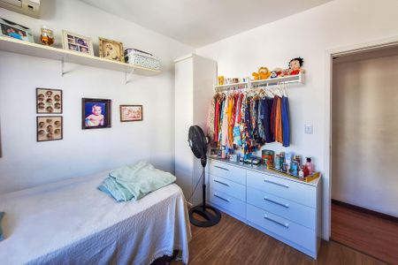 Apartamento à venda com 143m², 3 quartos e 1 vaga Apartamento à venda com 143m², 3 quartos e 1 vagaQuarto 2