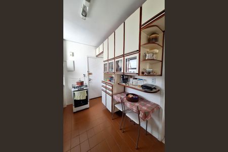 Apartamento à venda com 143m², 3 quartos e 1 vaga Apartamento à venda com 143m², 3 quartos e 1 vagaCozinha