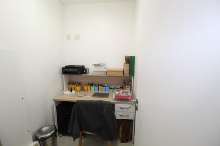 Apartamento à venda com 140m², 3 quartos e 2 vagas Apartamento à venda com 140m², 3 quartos e 2 vagasEscritório