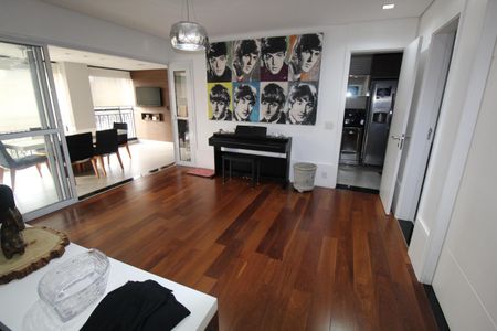 Apartamento à venda com 140m², 3 quartos e 2 vagas Apartamento à venda com 140m², 3 quartos e 2 vagasSala