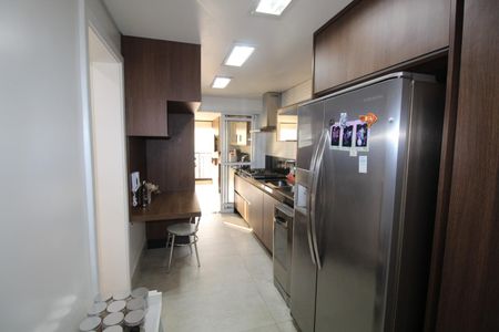 Apartamento à venda com 140m², 3 quartos e 2 vagas Apartamento à venda com 140m², 3 quartos e 2 vagasCozinha