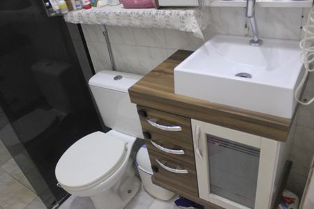 Casa à venda com 180m², 2 quartos e 1 vagaBanheiro Social