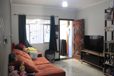 Casa à venda com 180m², 2 quartos e 1 vagaSala